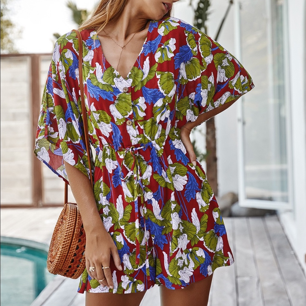 🆕Leafy Floral Lace Tie Waist Romper Wine - Picture 5 of 7